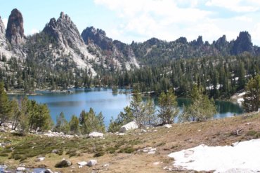 save weight backpacking