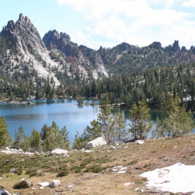 save weight backpacking