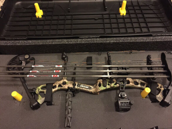 plano hard bow case review