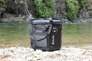 This photo shows the Grizzly Drifter 20 cooler.