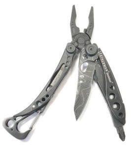 This best camping gift photo shows the Leatherman Skeletool 'Topo' Multitool. 
