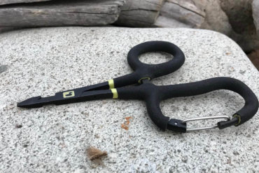 This photo shows the Loon Outdoors Rogue Quickdraw Forceps.