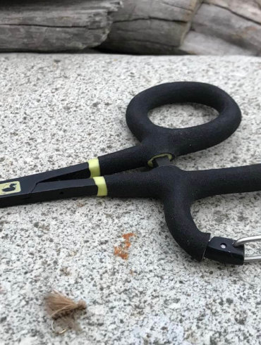 This photo shows the Loon Outdoors Rogue Quickdraw Forceps.