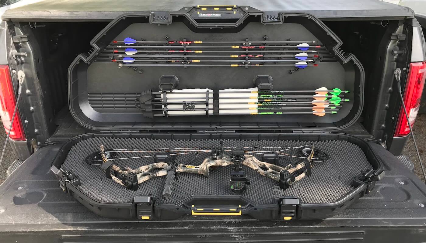 Plano Molding Protector Compact Bow Case Hunting Hard Case Archery 111096 BLK. 