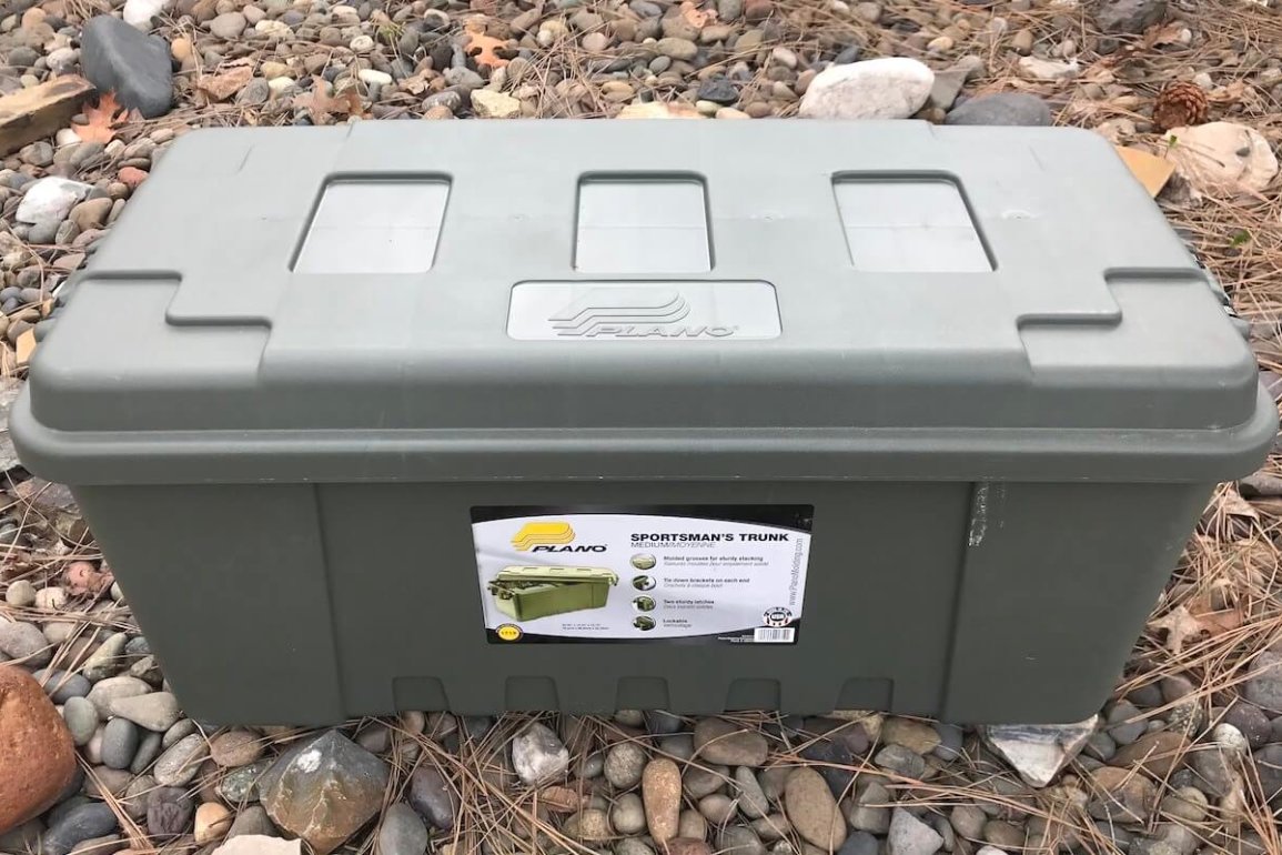 Plano Sportsman's Trunk Review - Man Makes Fire