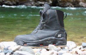 hiking in wading boots