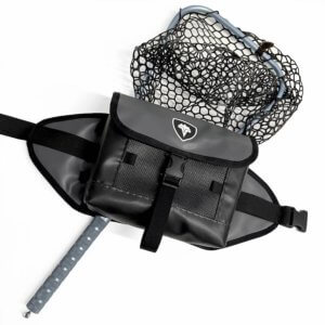 This photo shows the Vedavoo Current Waist Pack fishing pack with a net.