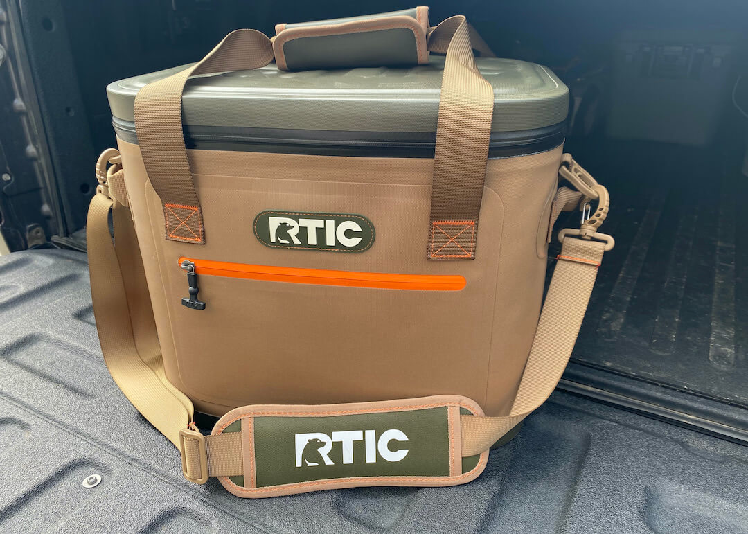 New RTIC Cooler Bag—Insulated Tan Hunting Back Pack—Holds 30 Cans—Fast Shipping! 