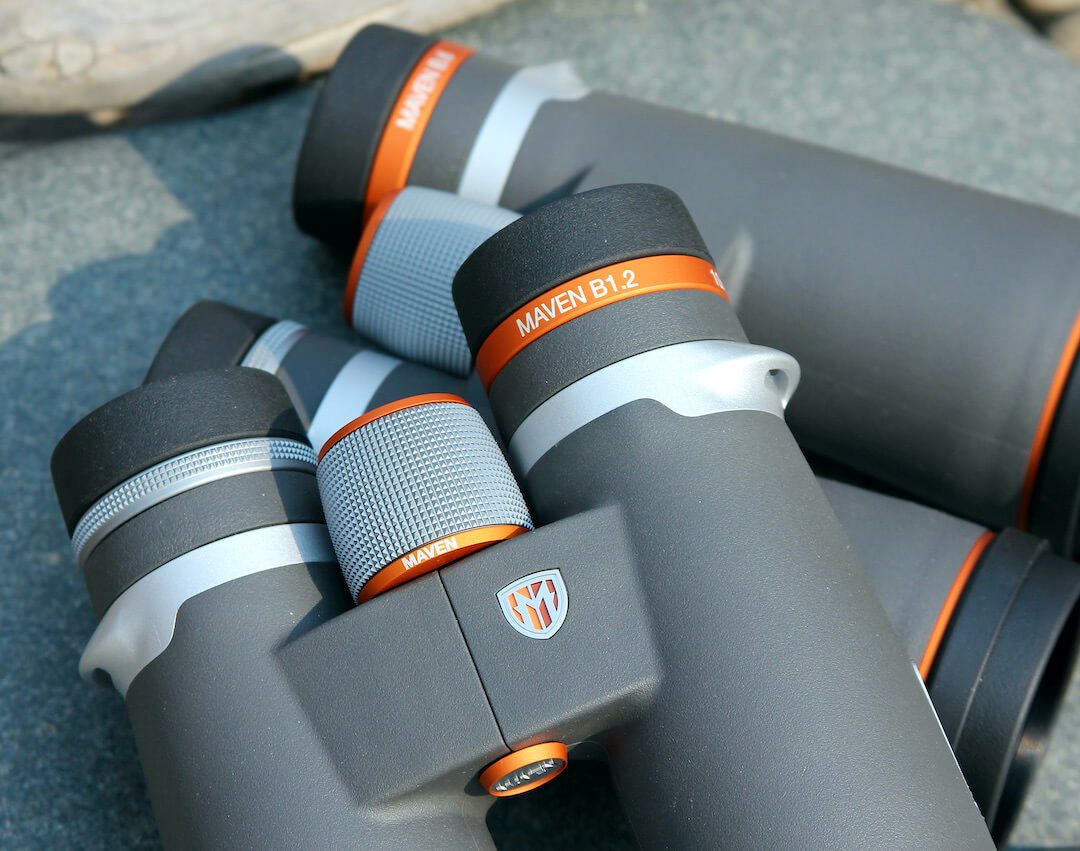 maven b series binocular quality closeup Maven B1.2 Binocular Review: ‘Lighter & Brighter’