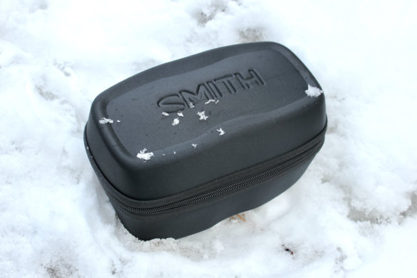 This photo shows the included Smith 4D MAG goggle case.