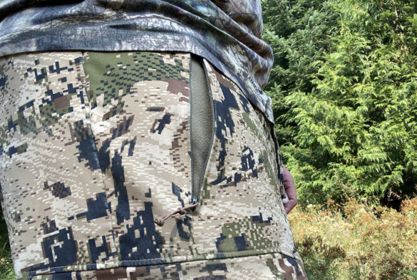 This photo shows the front hand pocket. 