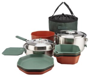 This product photo show the Gerber ComplEAT Cook Set.