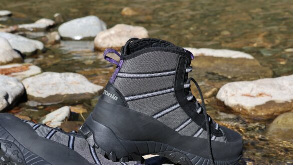 Closeup of finger loop at heel of the Forra boot.