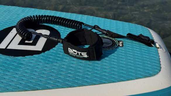 Included BOTE ankle leash.