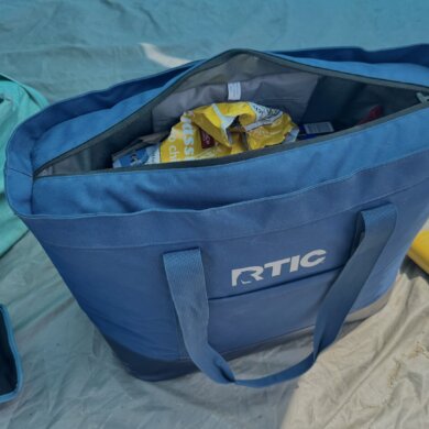 RTIC Everyday Insulted Tote Bag with the top open showing food inside.