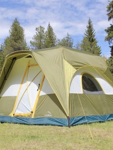 Acadia 6 Tent pitched in a sunny meadow.